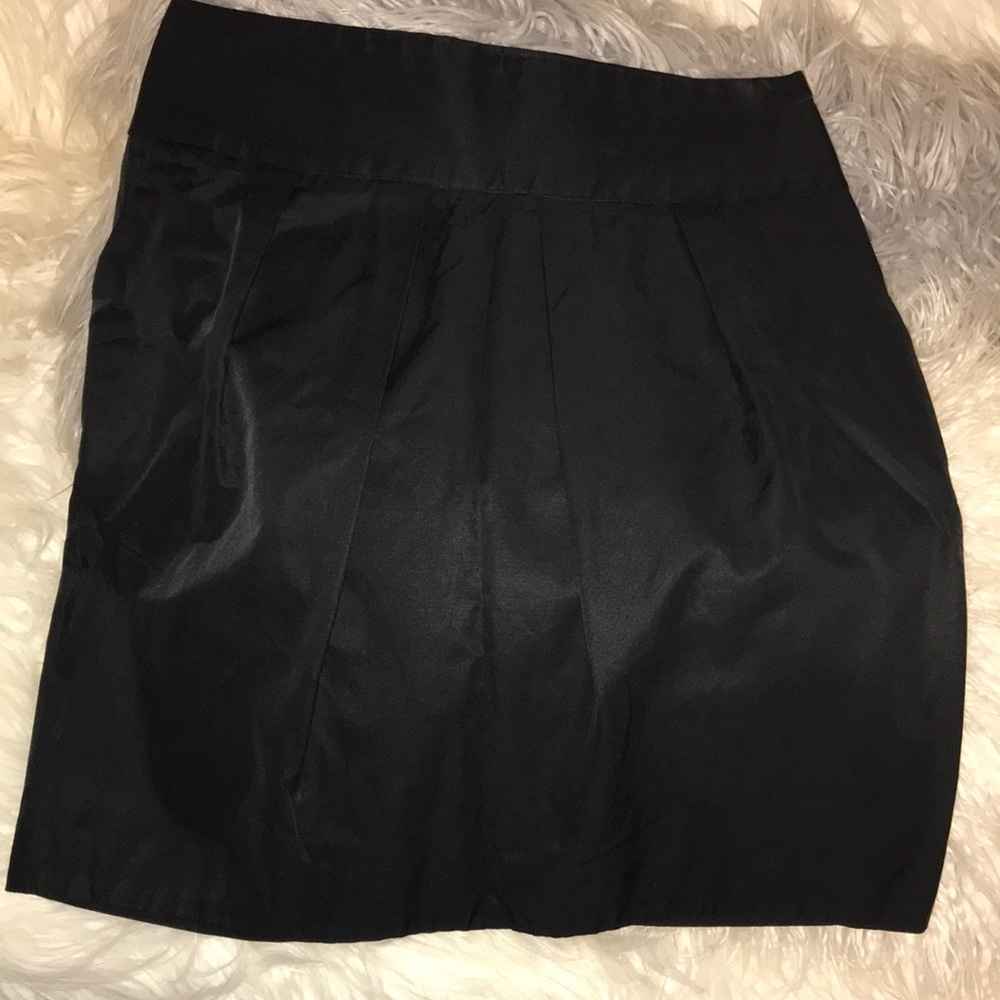 🌟Ann Taylor Loft black skirt size:0